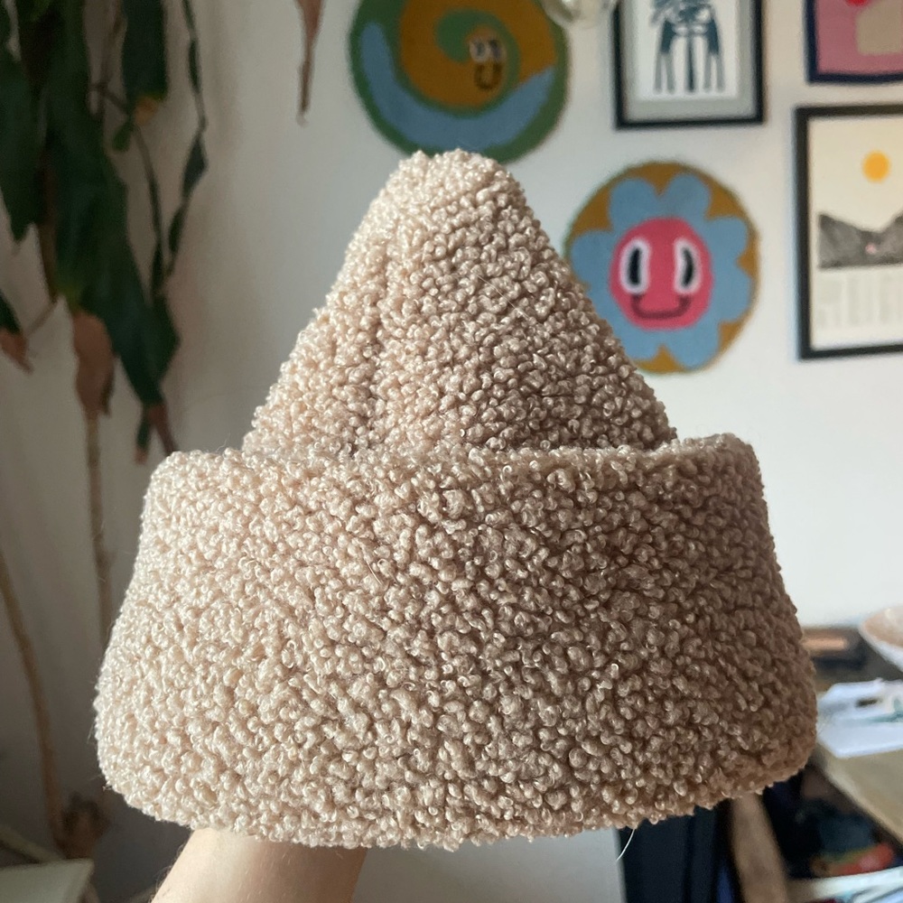 Nicole Purdy hat